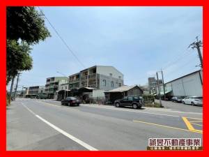 誠昱/歸仁保大路店面建地